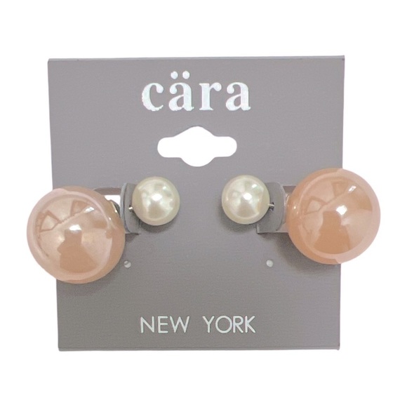 CÄRA • Elegant Pearl & Peach Reversible Stud Earrings - Picture 4 of 4